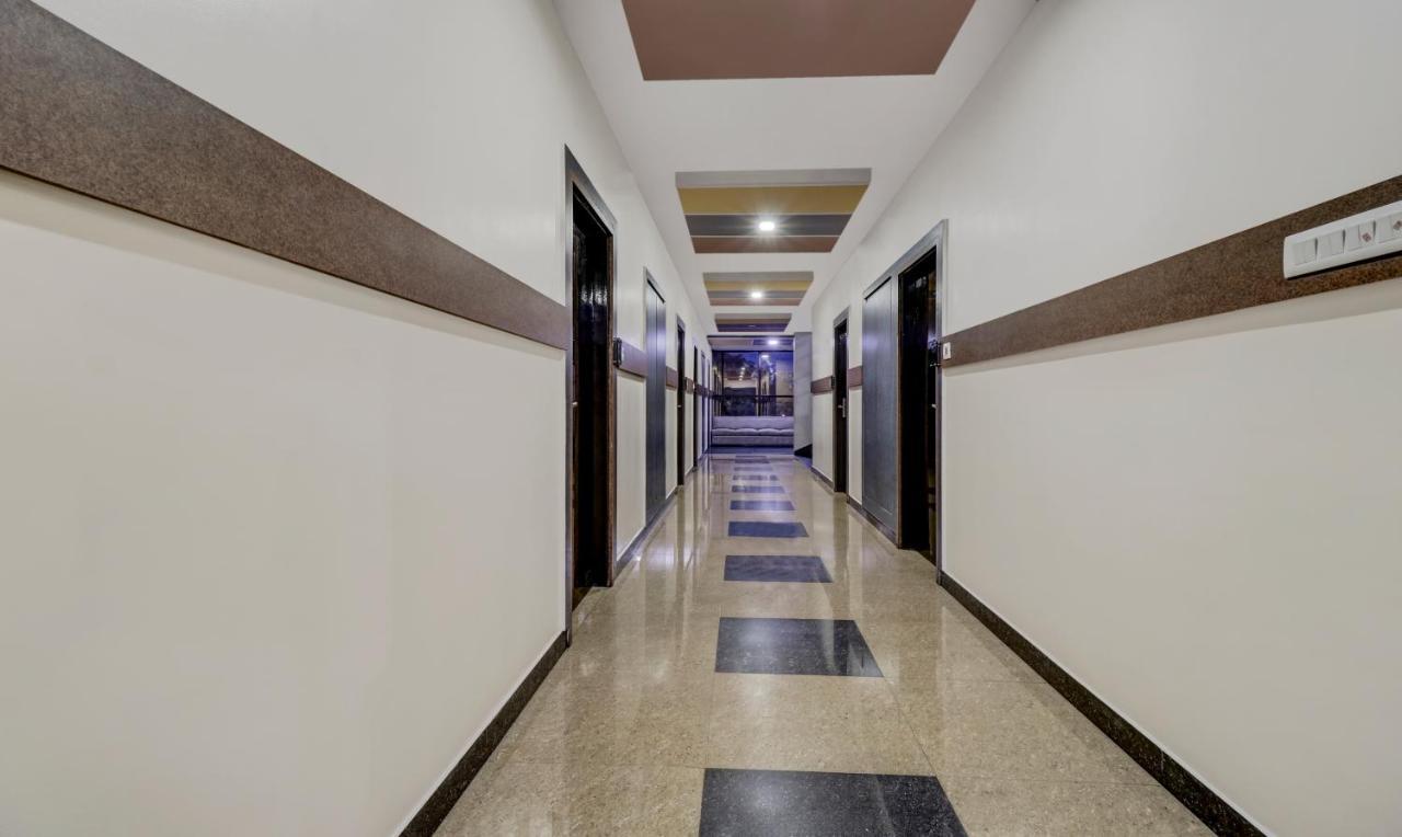 Treebo Sahara Suites 750 M From St Johns Medical College And Hospital Bangalore Eksteriør bilde